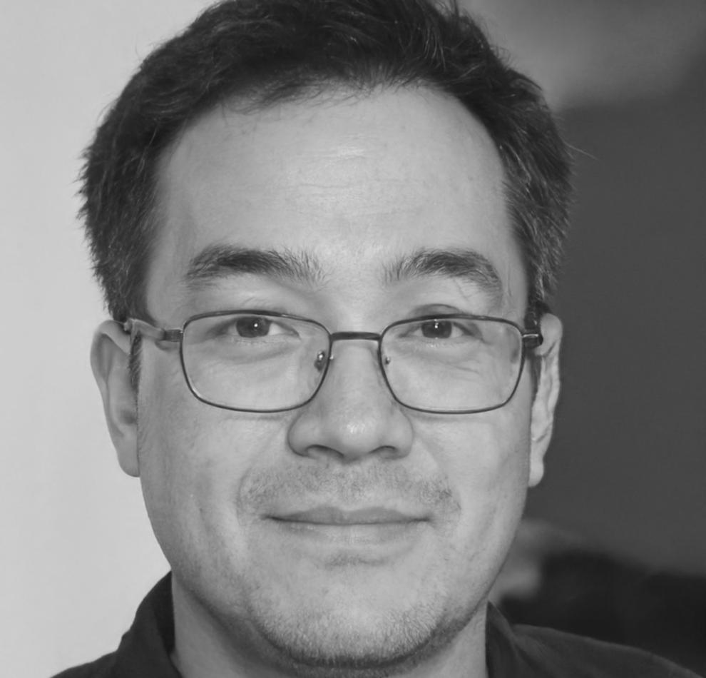 Tomas Lindgren, Inhaber eines Nagelstudios in Hamburg